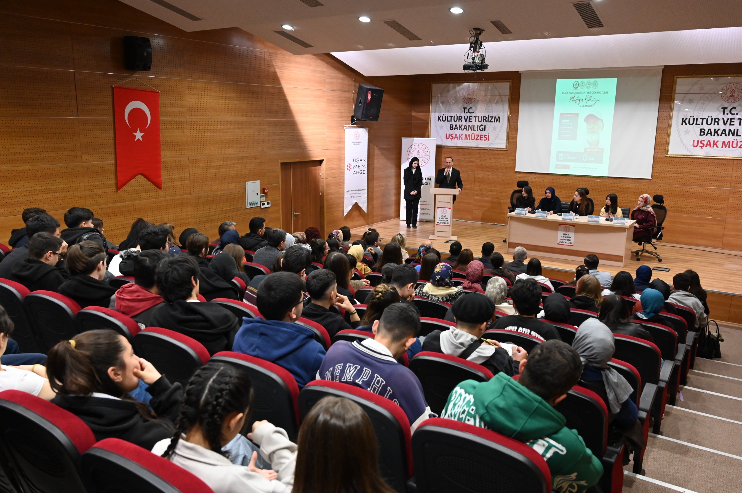 UŞAK ANADOLU MEKTEBİNDEN MUSTAFA KUTLU PANELİ