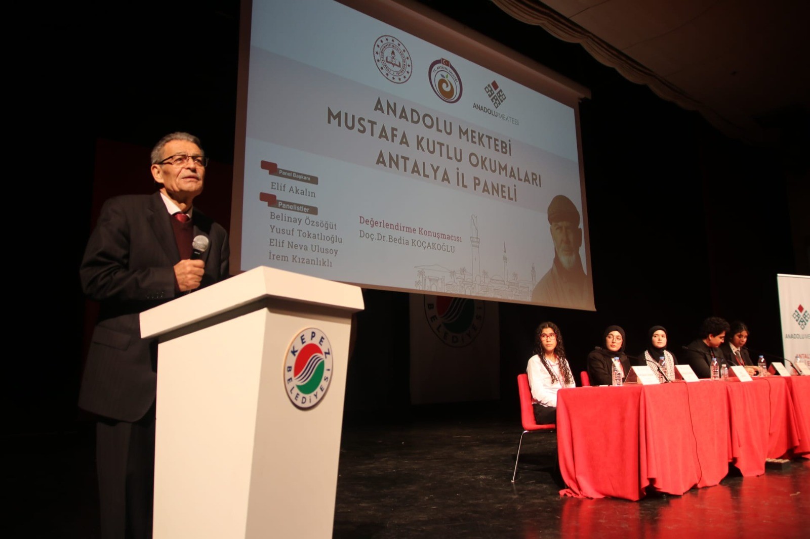 ANTALYA ANADOLU MEKTEBİ MUSTAFA KUTLU İL PANELİ SAMİ GÜÇLÜ'NÜN KATILIMIYLA GERÇEKLEŞTİRİLDİ
