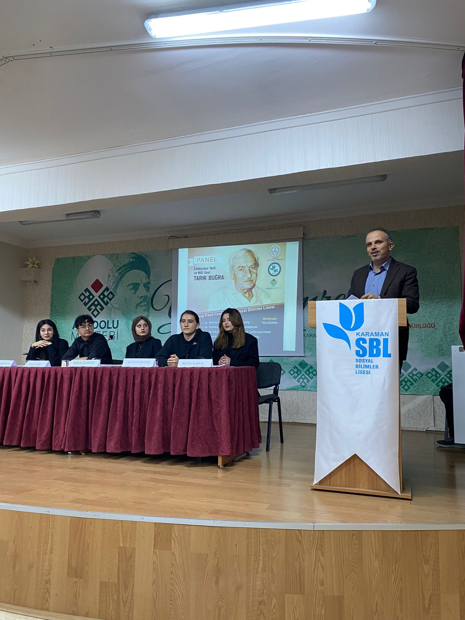 KARAMAN NECİP FAZIL KISAKÜREK SOSYAL BİLİMLER LİSESİNDE TARIK BUĞRA PANELİ 