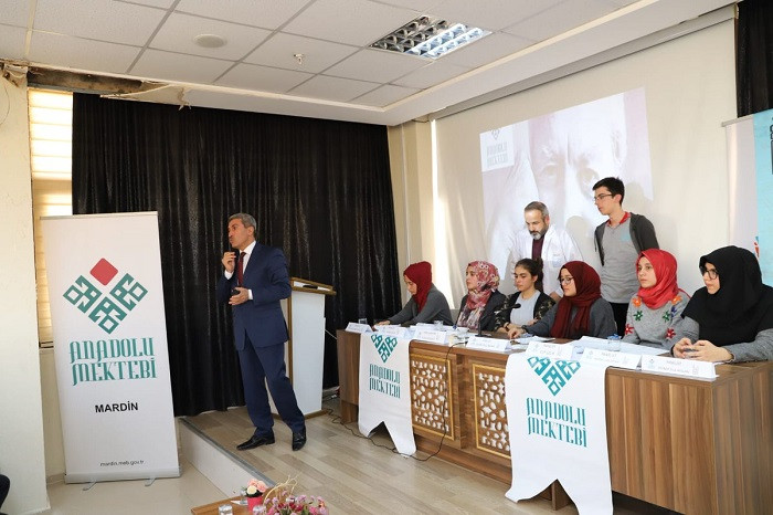 TARIK BUĞRA ARTUKLU'DA ANILDI