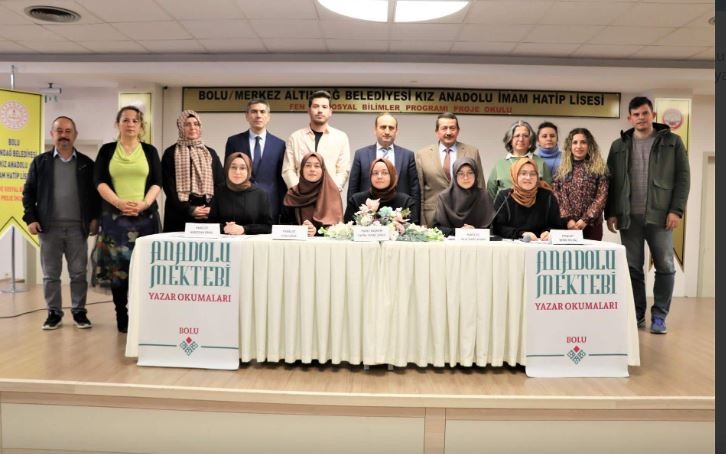 BOLU'DAKİ CENGİZ AYTMATOV OKUL PANELİNE İL MİLLİ EĞİTİM MÜDÜRÜ KATILDI