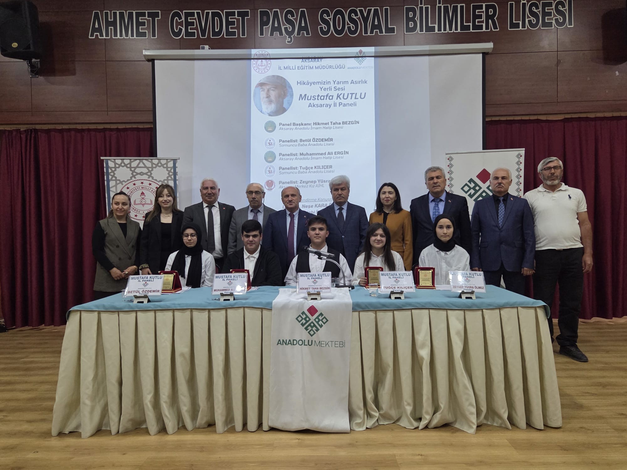 MUSTAFA KUTLU AKSARAY'DA ANADOLU MEKTEBİ İL PANELİNDE ANLATILDI