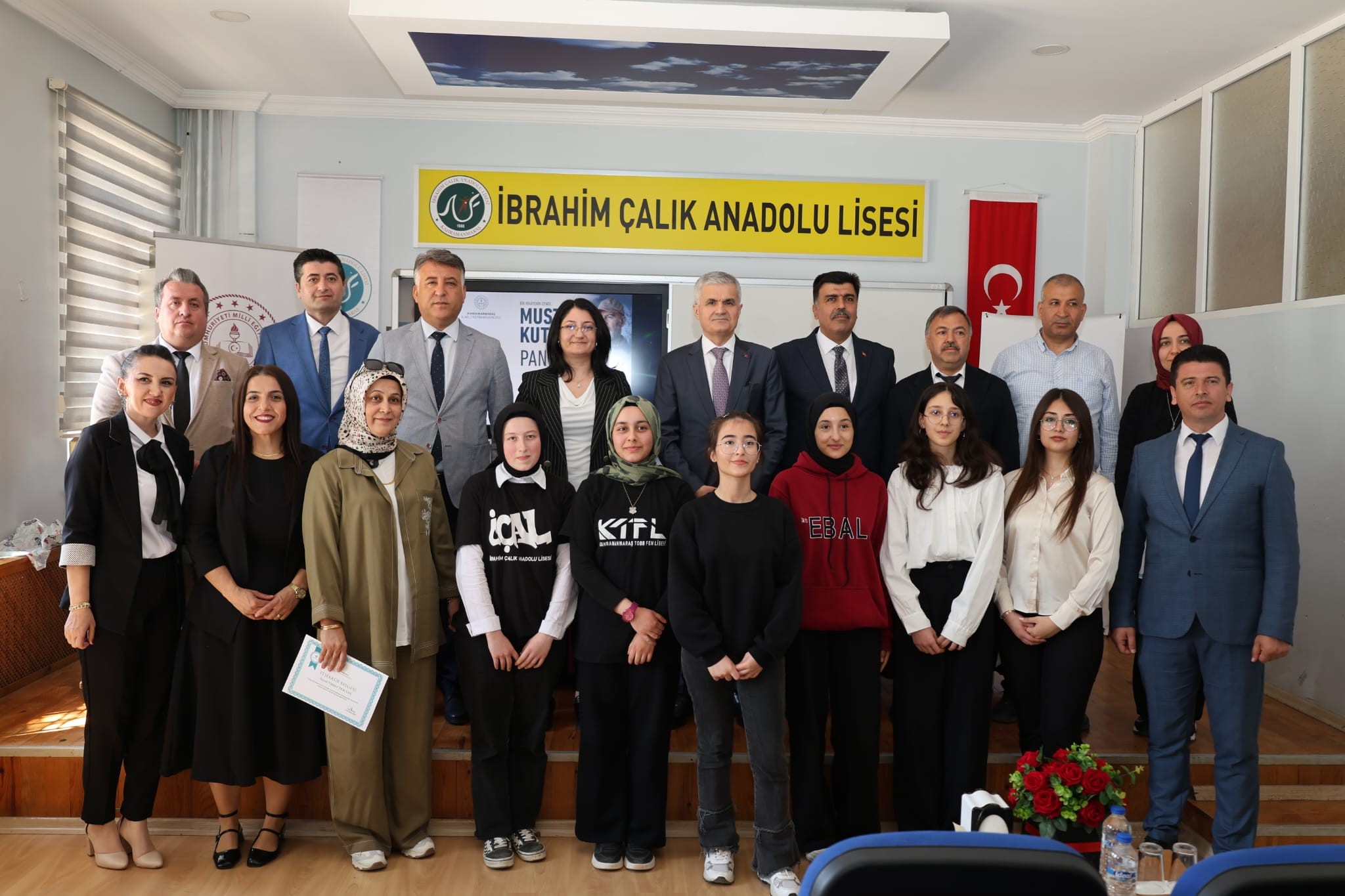 KAHRAMANMARAŞ İL MİLLÎ EĞİTİM MÜDÜRÜ TURAN AKPINAR ANADOLU MEKTEBİ MUSTAFA KUTLU PANELİNDE 