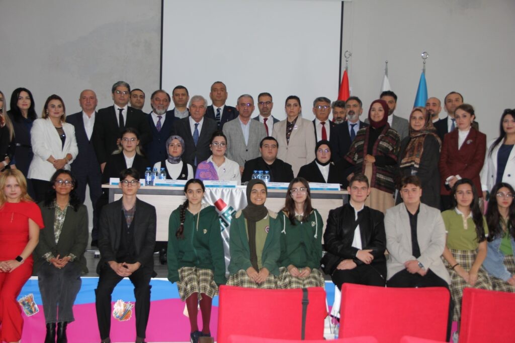 AZERBAYCAN’DA “DİLDE, FİKİRDE, İŞTE BİRLİK” ANLAYIŞI EDEBİYAT VE KÜLTÜRLE PEKİŞTİ