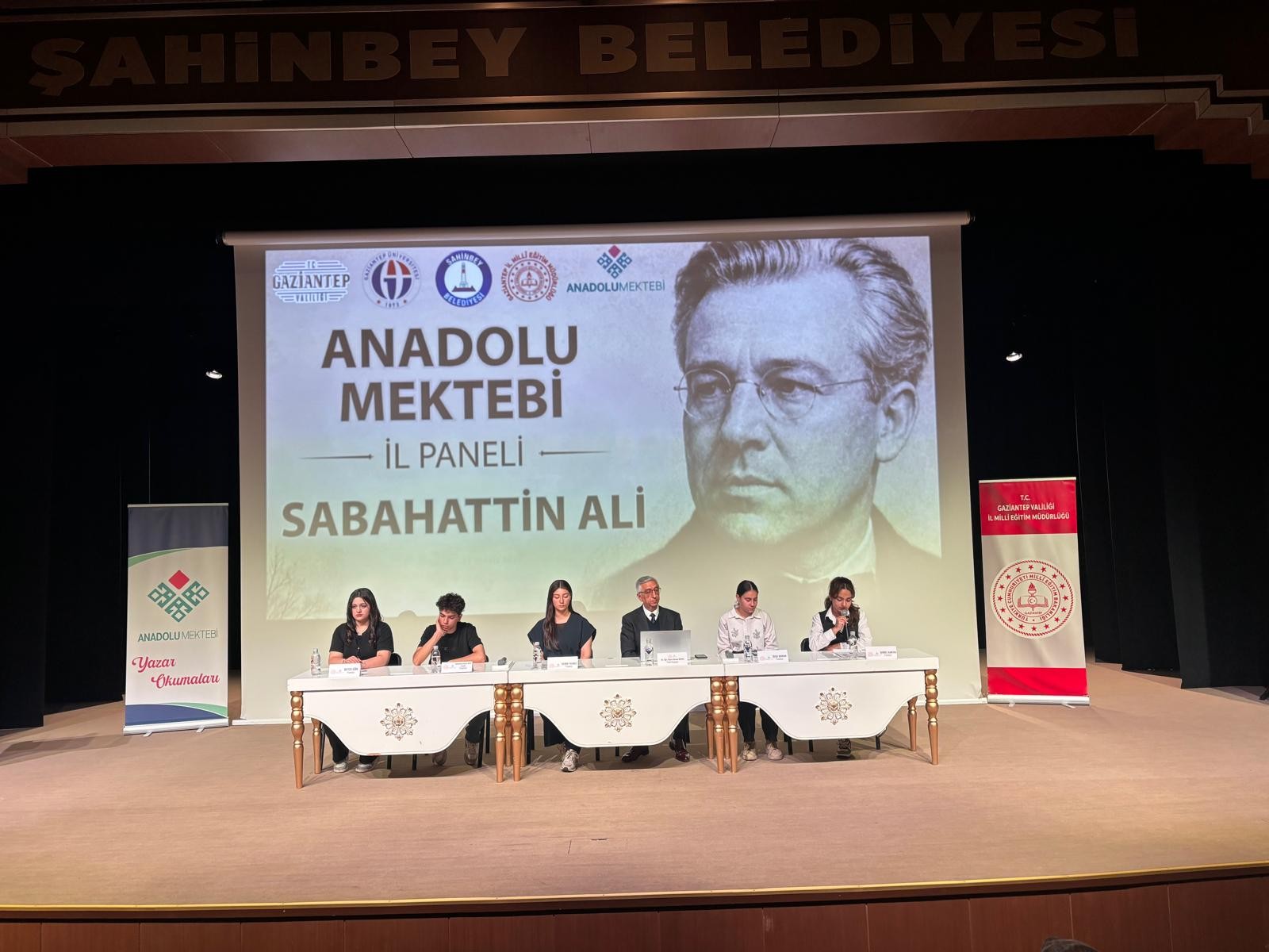 GAZİANTEP ANADOLU MEKTEBİ TARAFINDAN SABAHATTİN ALİ İL PANELİ GERÇEKLEŞTİRİLDİ