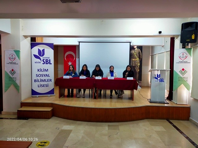 KAYSERİ'DE KİLİM SOSYAL BİLİMLER LİSESİ MUSTAFA KUTLU PANELİ