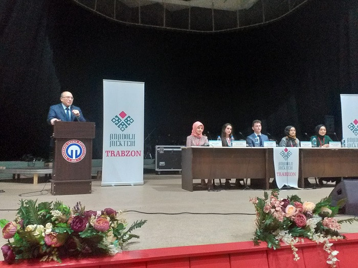  KIRIM’IN HAFIZASI CENGİZ DAĞCI TRABZON’DA COŞKUYLA ANILDI