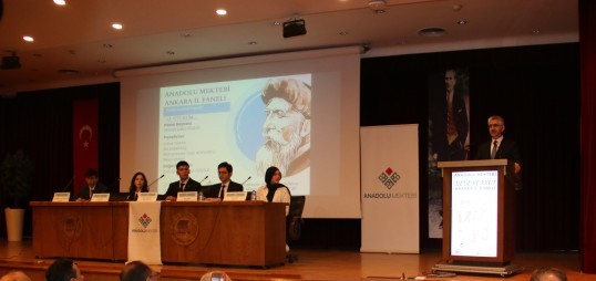 ANKARA ANADOLU MEKTEBİ İL PANELLERİ BAKAN YARDIMCISI NAZİF YILMAZ'IN KATILIMLARI İLE GERÇEKLEŞTİRİLDİ