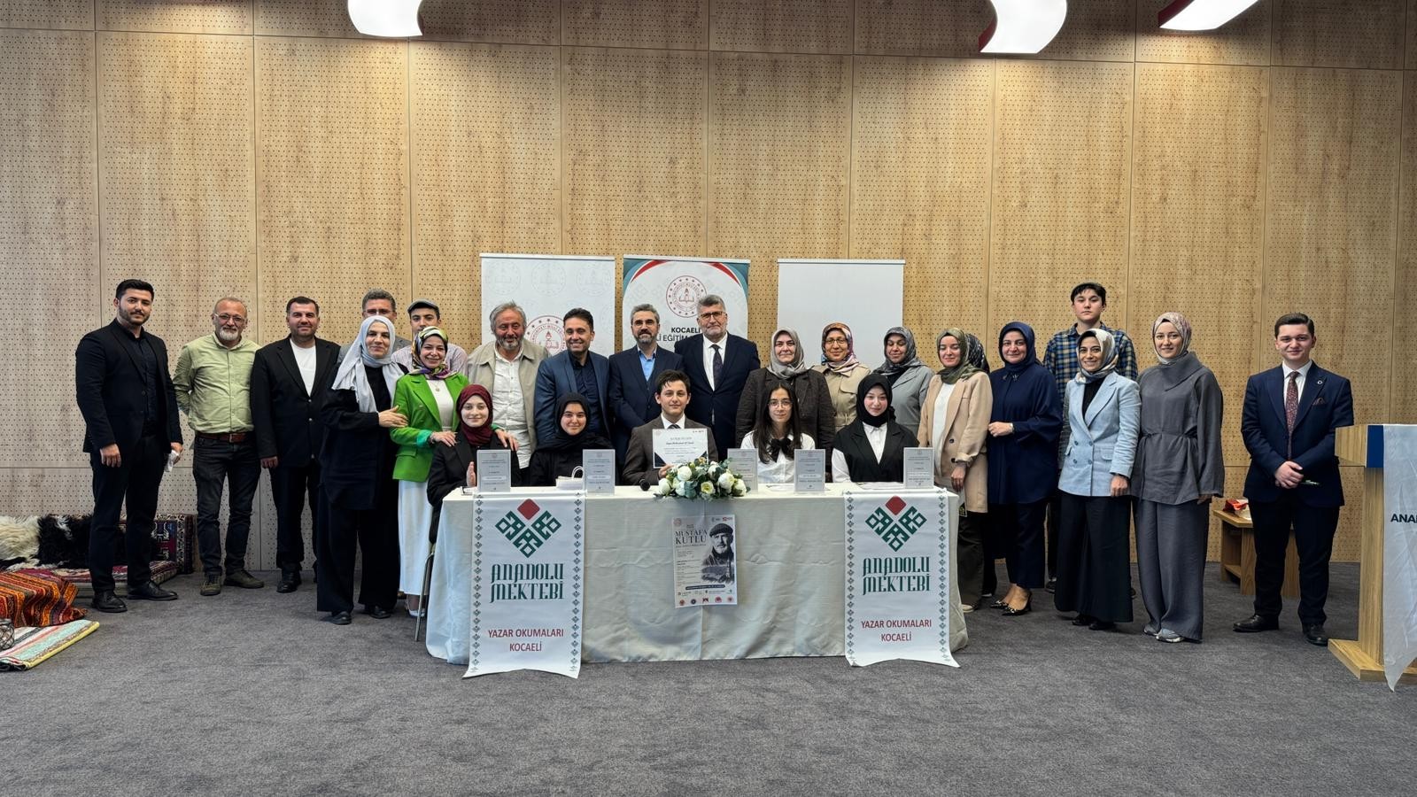 KOCAELİ MUSTAFA KUTLU PANELİ İL MİLLÎ EĞİTİM MÜDÜRÜNÜN KATILIMIYLA GERÇEKLEŞTİRİLDİ