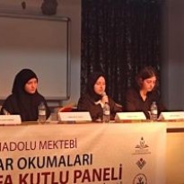 ESKİŞEHİR KIZ ANADOLU İMAM HATİP LİSESİNDE KUTLU PANELİ