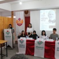 MUSTAFA KUTLU ISPARTA'DAKİ OKUL PANELLERİNDE ANLATILDI